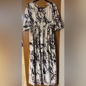 Black and White Marble Print Maxi Dress